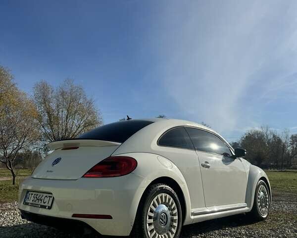 Білий Фольксваген Бітл, об'ємом двигуна 1.98 л та пробігом 115 тис. км за 13750 $, фото 10 на Automoto.ua