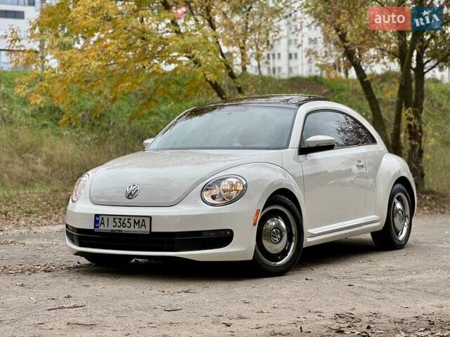 Белый Фольксваген Битл, объемом двигателя 2.5 л и пробегом 229 тыс. км за 9499 $, фото 2 на Automoto.ua