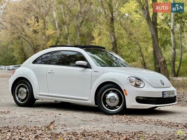Белый Фольксваген Битл, объемом двигателя 2.5 л и пробегом 229 тыс. км за 9499 $, фото 9 на Automoto.ua