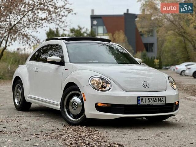 Белый Фольксваген Битл, объемом двигателя 2.5 л и пробегом 229 тыс. км за 9499 $, фото 10 на Automoto.ua