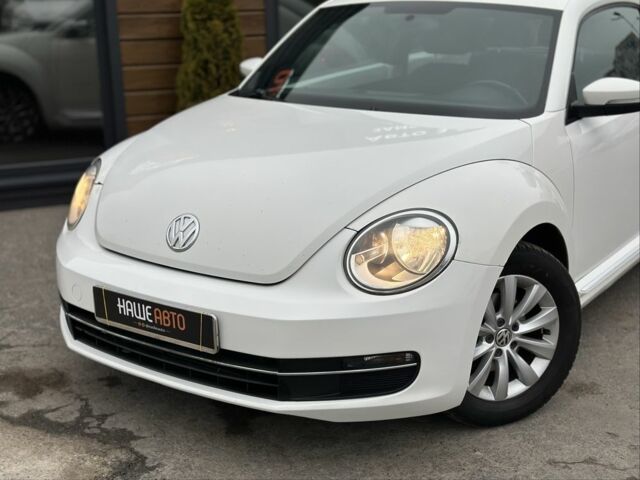 Белый Фольксваген Битл, объемом двигателя 2 л и пробегом 232 тыс. км за 9600 $, фото 1 на Automoto.ua