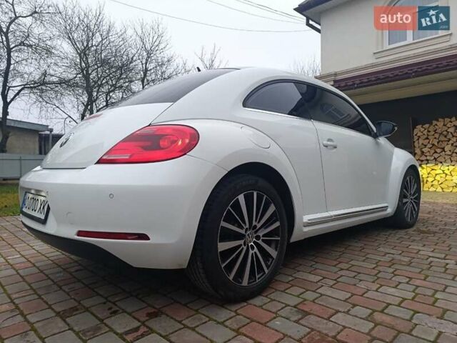 Белый Фольксваген Битл, объемом двигателя 1.6 л и пробегом 147 тыс. км за 9500 $, фото 10 на Automoto.ua
