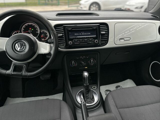 Белый Фольксваген Битл, объемом двигателя 2 л и пробегом 232 тыс. км за 9600 $, фото 18 на Automoto.ua