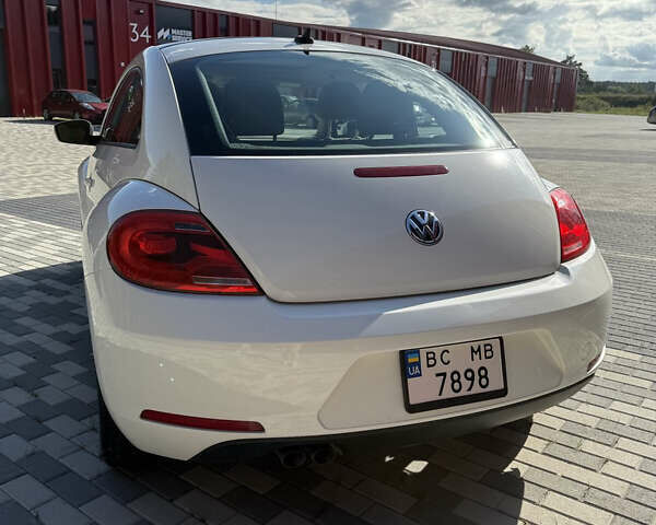 Белый Фольксваген Битл, объемом двигателя 2.48 л и пробегом 55 тыс. км за 10900 $, фото 9 на Automoto.ua