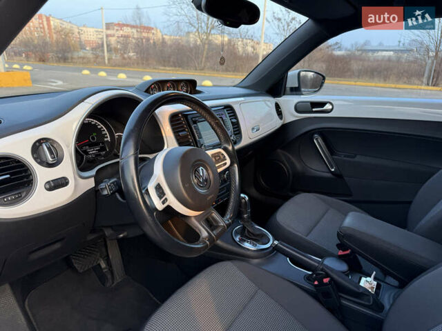 Белый Фольксваген Битл, объемом двигателя 1.4 л и пробегом 145 тыс. км за 9800 $, фото 7 на Automoto.ua