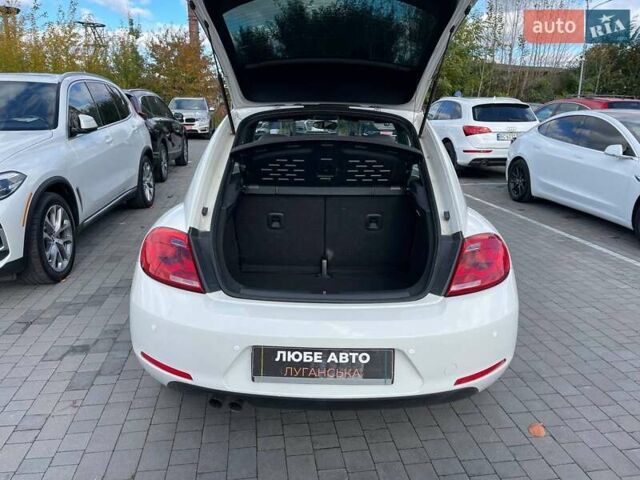 Білий Фольксваген Бітл, об'ємом двигуна 1.97 л та пробігом 121 тис. км за 11900 $, фото 24 на Automoto.ua