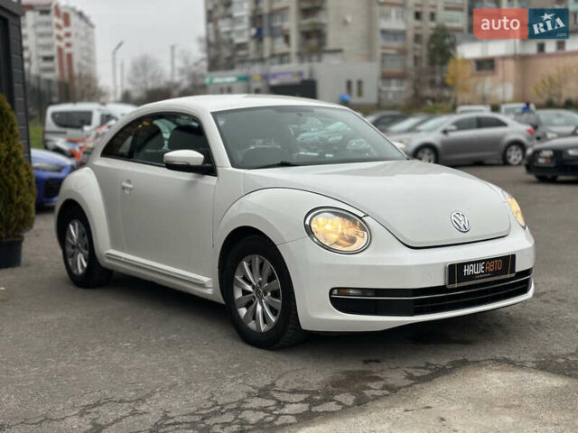 Белый Фольксваген Битл, объемом двигателя 1.97 л и пробегом 232 тыс. км за 9600 $, фото 5 на Automoto.ua