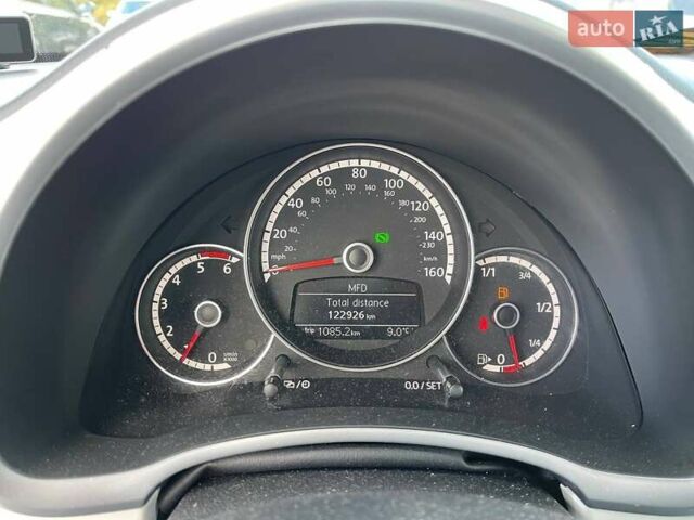 Білий Фольксваген Бітл, об'ємом двигуна 1.97 л та пробігом 121 тис. км за 11900 $, фото 13 на Automoto.ua