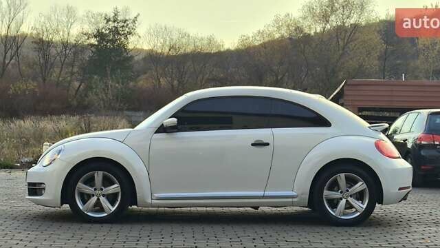 Белый Фольксваген Битл, объемом двигателя 2 л и пробегом 126 тыс. км за 11900 $, фото 11 на Automoto.ua