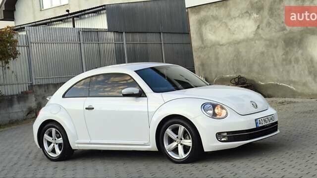 Белый Фольксваген Битл, объемом двигателя 2 л и пробегом 126 тыс. км за 11900 $, фото 8 на Automoto.ua