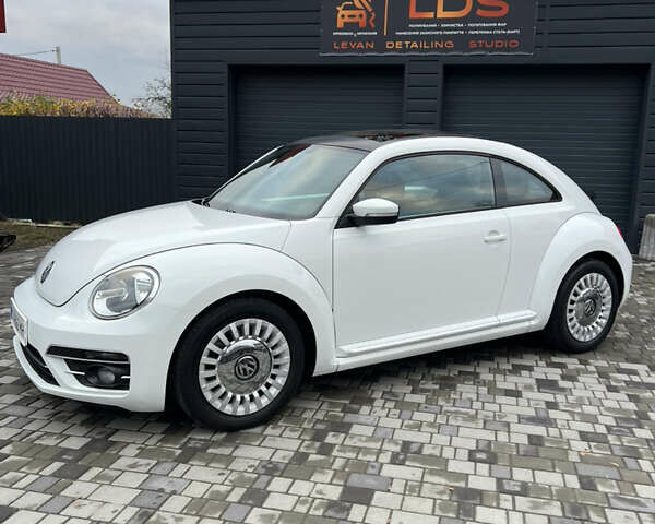 Белый Фольксваген Битл, объемом двигателя 1.8 л и пробегом 174 тыс. км за 11499 $, фото 4 на Automoto.ua