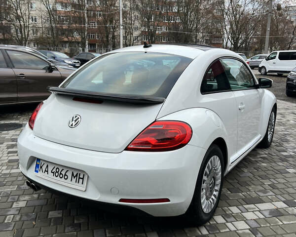 Белый Фольксваген Битл, объемом двигателя 1.8 л и пробегом 174 тыс. км за 11499 $, фото 10 на Automoto.ua