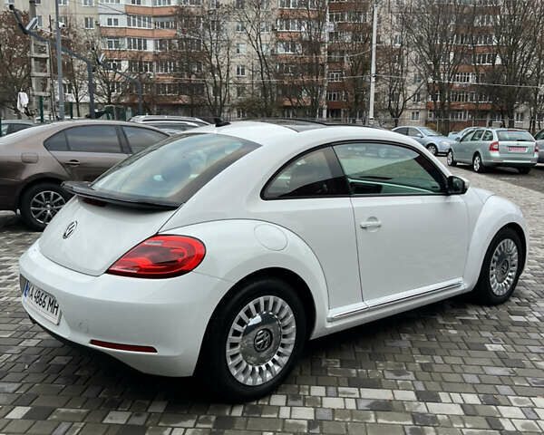 Белый Фольксваген Битл, объемом двигателя 1.8 л и пробегом 174 тыс. км за 11499 $, фото 11 на Automoto.ua