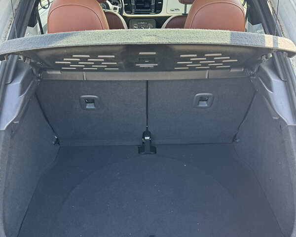 Фольксваген Битл 2015 в Костополе на Automoto.ua Белый Фольксваген Битл, объемом двигателя 1.8 л и пробегом 132 тыс. км за 10900 $, фото 17 на Automoto.ua