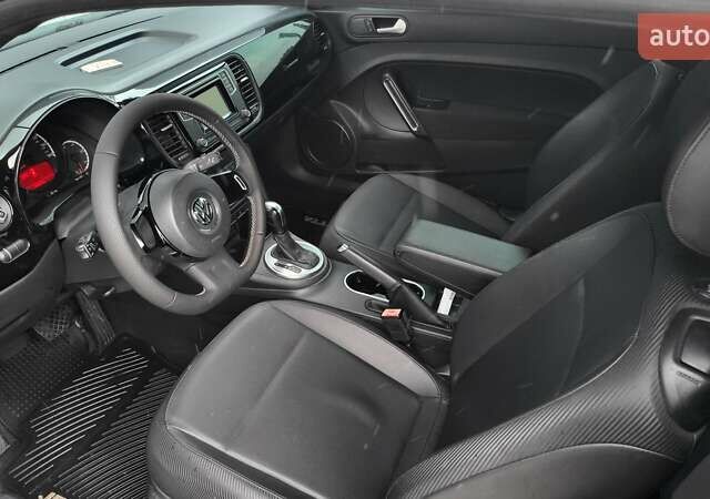 Фольксваген Битл 2015 в Виннице на Automoto.ua Белый Фольксваген Битл, объемом двигателя 1.8 л и пробегом 144 тыс. км за 12222 $, фото 15 на Automoto.ua