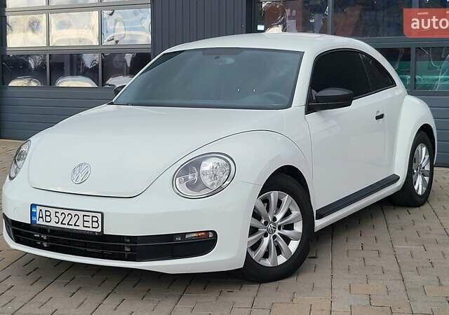 Фольксваген Битл 2015 в Виннице на Automoto.ua Белый Фольксваген Битл, объемом двигателя 1.8 л и пробегом 144 тыс. км за 12222 $, фото 7 на Automoto.ua