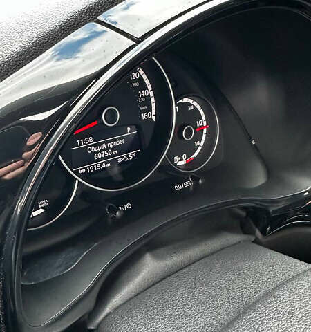 Белый Фольксваген Битл, объемом двигателя 1.8 л и пробегом 65 тыс. км за 11000 $, фото 3 на Automoto.ua