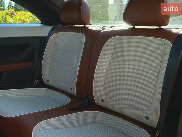 Білий Фольксваген Бітл, об'ємом двигуна 1.8 л та пробігом 88 тис. км за 13350 $, фото 10 на Automoto.ua