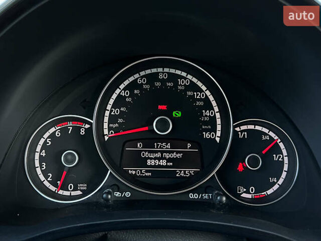 Білий Фольксваген Бітл, об'ємом двигуна 1.8 л та пробігом 88 тис. км за 13350 $, фото 13 на Automoto.ua