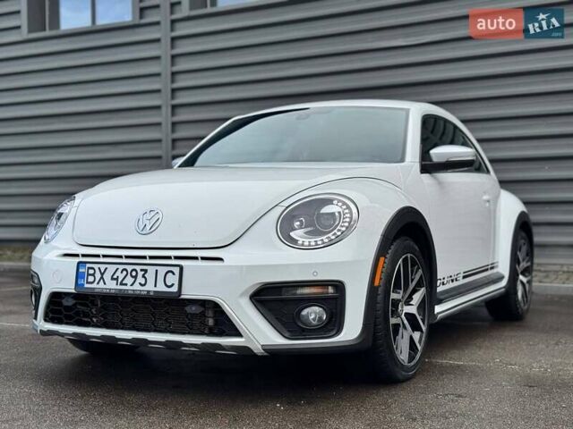 Белый Фольксваген Битл, объемом двигателя 1.8 л и пробегом 113 тыс. км за 11800 $, фото 2 на Automoto.ua