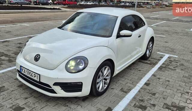 Білий Фольксваген Бітл, об'ємом двигуна 1.8 л та пробігом 160 тис. км за 14100 $, фото 4 на Automoto.ua