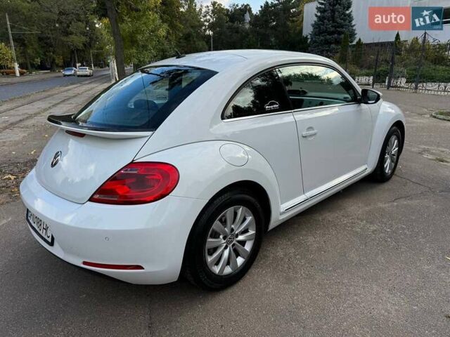 Білий Фольксваген Бітл, об'ємом двигуна 1.39 л та пробігом 65 тис. км за 13500 $, фото 19 на Automoto.ua