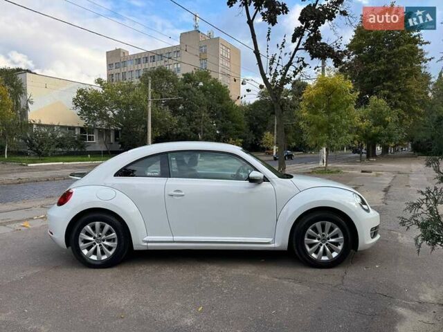 Білий Фольксваген Бітл, об'ємом двигуна 1.39 л та пробігом 65 тис. км за 13500 $, фото 22 на Automoto.ua