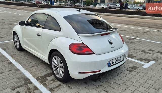 Білий Фольксваген Бітл, об'ємом двигуна 1.8 л та пробігом 160 тис. км за 14100 $, фото 5 на Automoto.ua