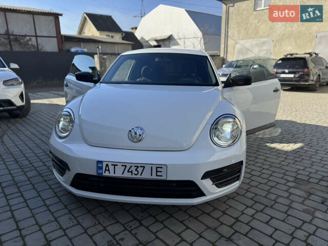 Белый Фольксваген Битл, объемом двигателя 1.98 л и пробегом 100 тыс. км за 12900 $, фото 17 на Automoto.ua