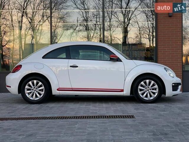 Белый Фольксваген Битл, объемом двигателя 1.8 л и пробегом 121 тыс. км за 11990 $, фото 9 на Automoto.ua