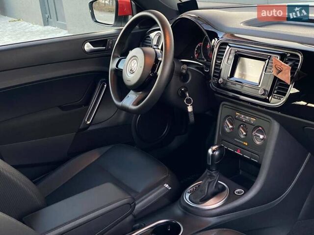 Белый Фольксваген Битл, объемом двигателя 1.8 л и пробегом 121 тыс. км за 11990 $, фото 36 на Automoto.ua