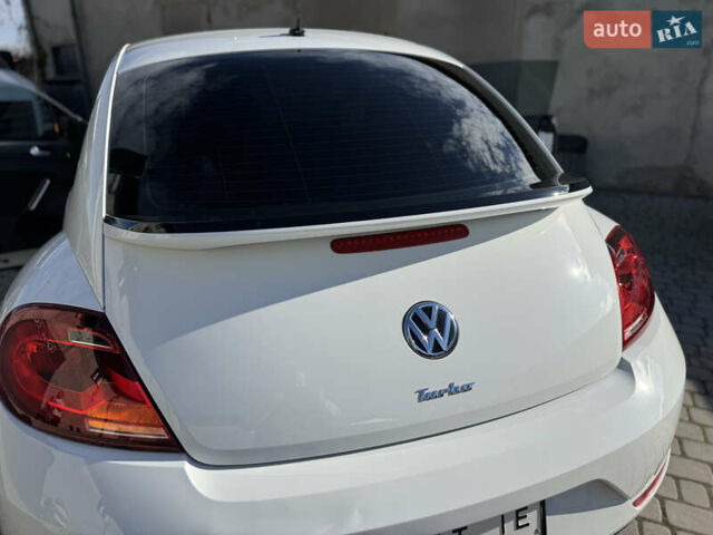Белый Фольксваген Битл, объемом двигателя 1.98 л и пробегом 100 тыс. км за 12900 $, фото 19 на Automoto.ua