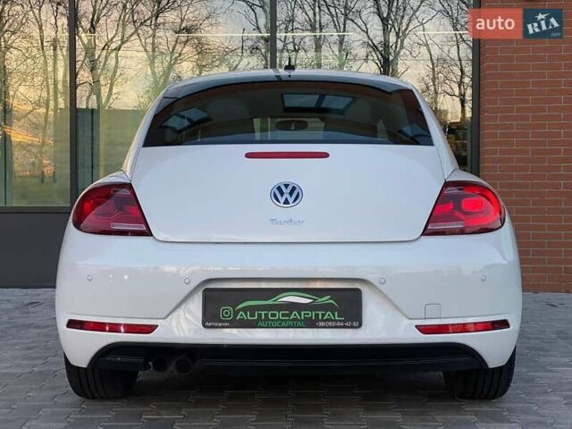 Белый Фольксваген Битл, объемом двигателя 1.8 л и пробегом 121 тыс. км за 11990 $, фото 10 на Automoto.ua