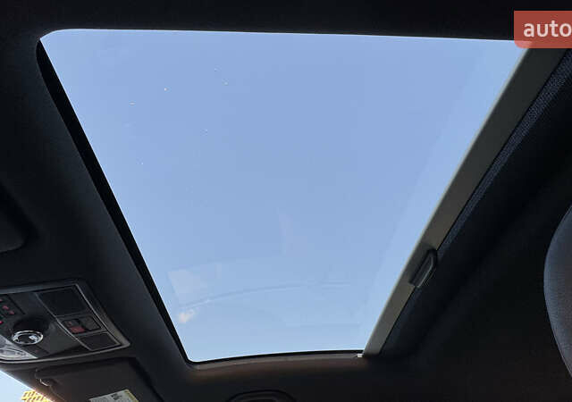 Білий Фольксваген Бітл, об'ємом двигуна 1.98 л та пробігом 107 тис. км за 16000 $, фото 17 на Automoto.ua