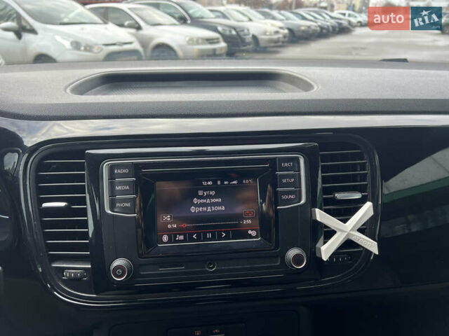 Белый Фольксваген Битл, объемом двигателя 2 л и пробегом 121 тыс. км за 13400 $, фото 27 на Automoto.ua