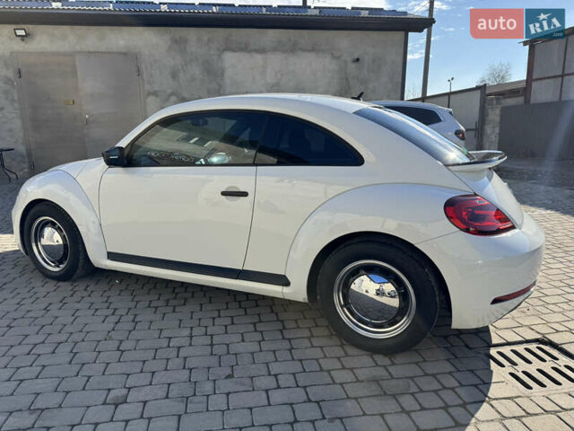 Белый Фольксваген Битл, объемом двигателя 1.98 л и пробегом 100 тыс. км за 12900 $, фото 5 на Automoto.ua