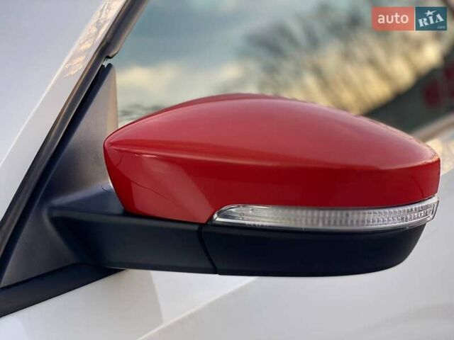 Белый Фольксваген Битл, объемом двигателя 1.8 л и пробегом 121 тыс. км за 11990 $, фото 17 на Automoto.ua