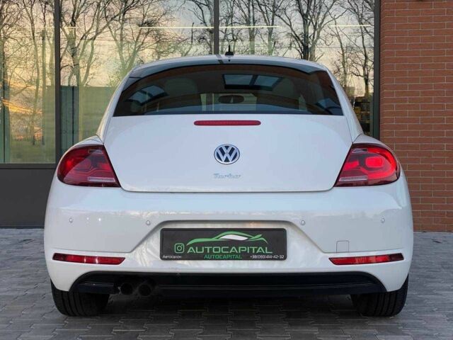 Белый Фольксваген Битл, объемом двигателя 1.8 л и пробегом 121 тыс. км за 11990 $, фото 5 на Automoto.ua