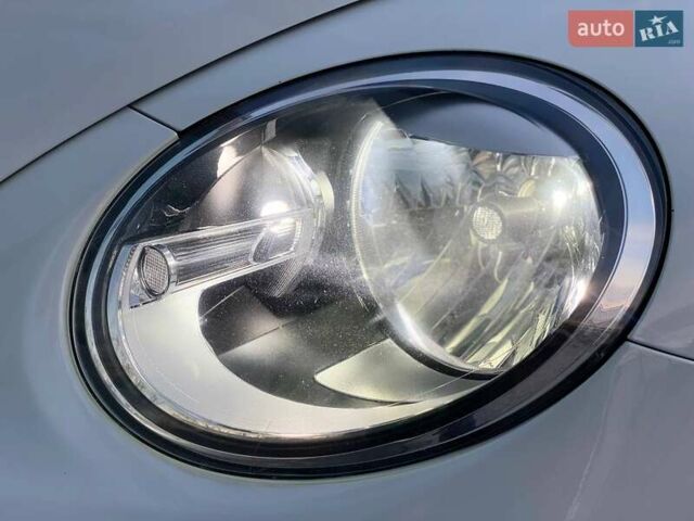 Белый Фольксваген Битл, объемом двигателя 1.8 л и пробегом 121 тыс. км за 11990 $, фото 19 на Automoto.ua