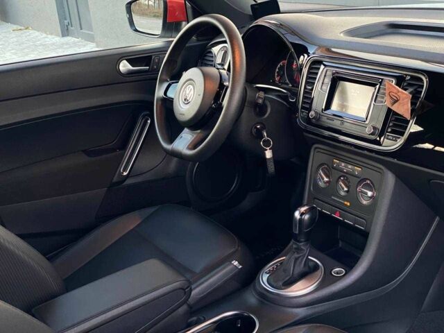 Белый Фольксваген Битл, объемом двигателя 1.8 л и пробегом 121 тыс. км за 11990 $, фото 22 на Automoto.ua