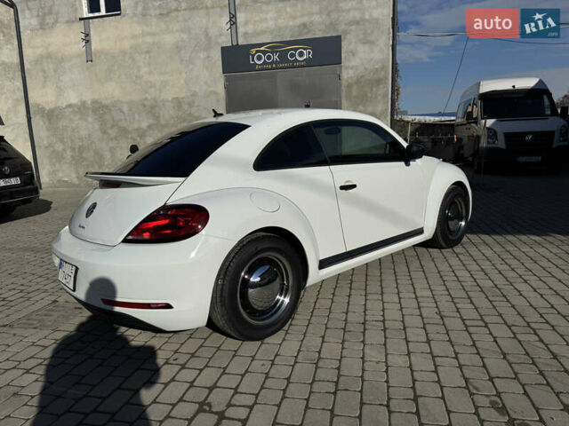 Белый Фольксваген Битл, объемом двигателя 1.98 л и пробегом 100 тыс. км за 12900 $, фото 3 на Automoto.ua