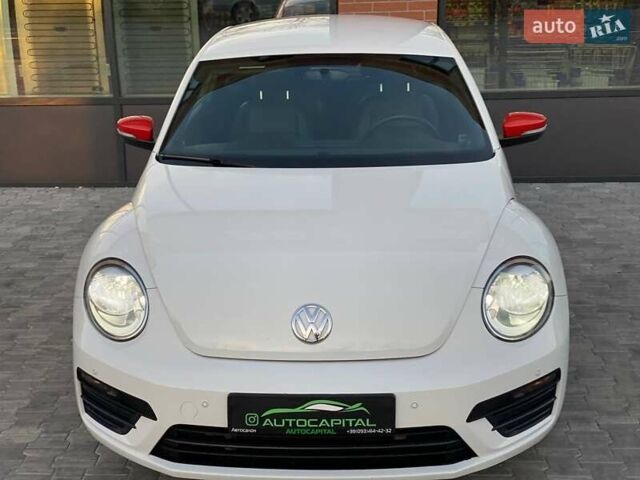 Белый Фольксваген Битл, объемом двигателя 1.8 л и пробегом 121 тыс. км за 11990 $, фото 6 на Automoto.ua