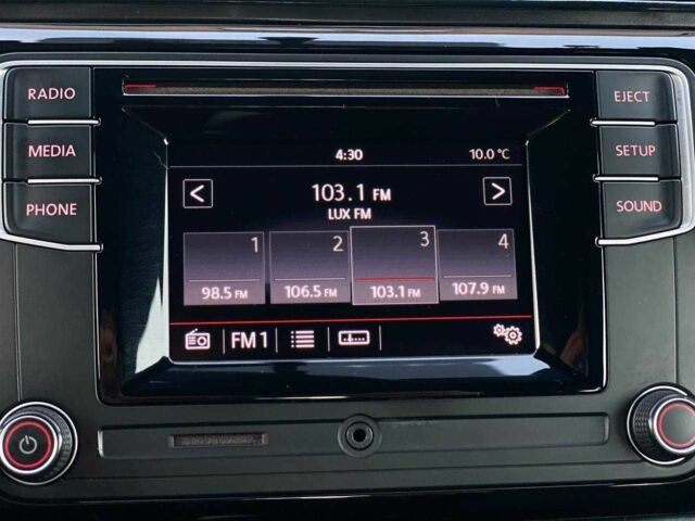 Белый Фольксваген Битл, объемом двигателя 1.8 л и пробегом 121 тыс. км за 11990 $, фото 16 на Automoto.ua