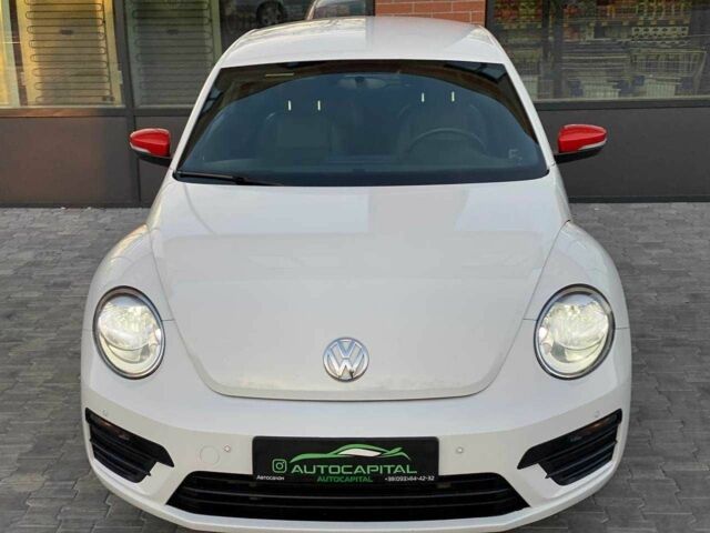 Белый Фольксваген Битл, объемом двигателя 1.8 л и пробегом 121 тыс. км за 11990 $, фото 1 на Automoto.ua