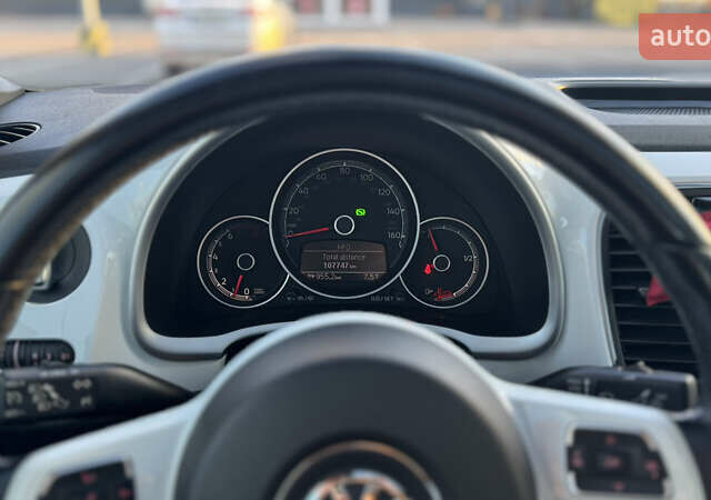 Білий Фольксваген Бітл, об'ємом двигуна 1.98 л та пробігом 107 тис. км за 16000 $, фото 6 на Automoto.ua