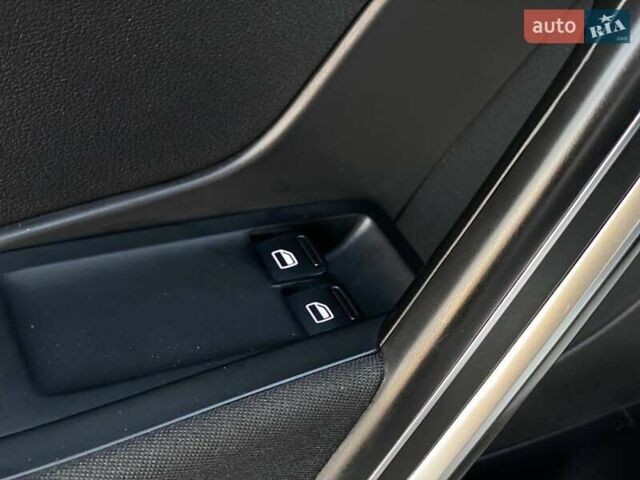 Белый Фольксваген Битл, объемом двигателя 1.8 л и пробегом 121 тыс. км за 11990 $, фото 22 на Automoto.ua