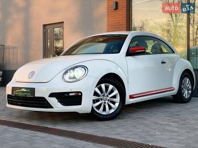 Белый Фольксваген Битл, объемом двигателя 1.8 л и пробегом 121 тыс. км за 11990 $, фото 1 на Automoto.ua