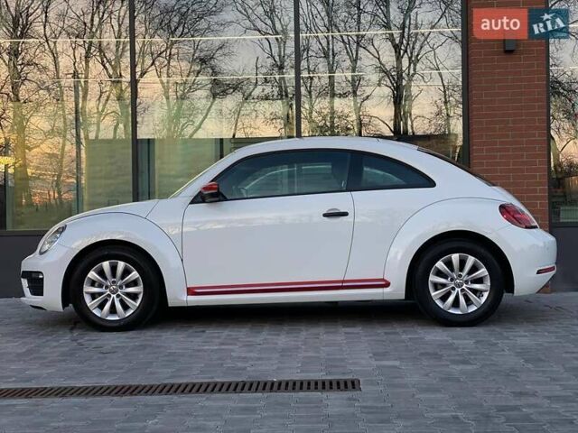 Белый Фольксваген Битл, объемом двигателя 1.8 л и пробегом 121 тыс. км за 11990 $, фото 8 на Automoto.ua