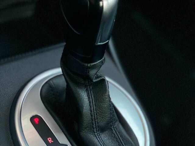 Белый Фольксваген Битл, объемом двигателя 1.8 л и пробегом 121 тыс. км за 11990 $, фото 18 на Automoto.ua