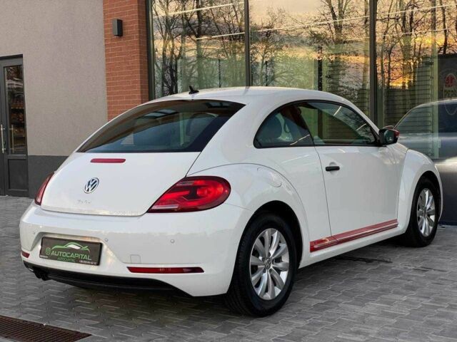 Белый Фольксваген Битл, объемом двигателя 1.8 л и пробегом 121 тыс. км за 11990 $, фото 7 на Automoto.ua